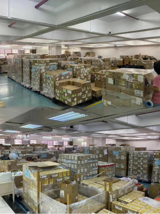 香港仓库实拍